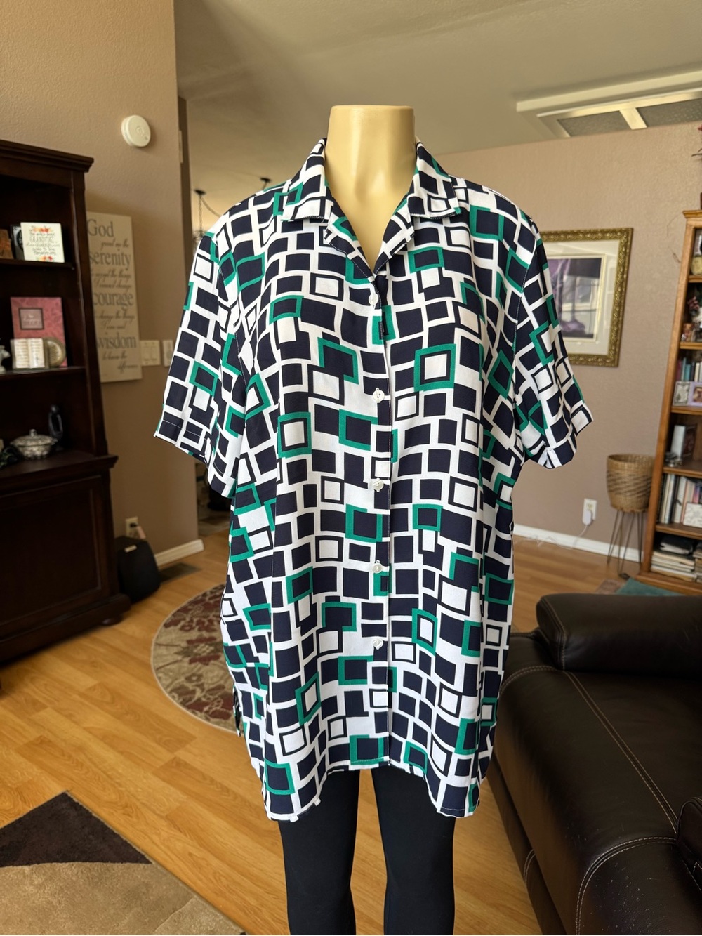 Alfred Dunner green, black & white short sleeve blouse-size 16W
